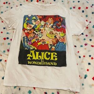 Alice and wonderland shirt for those who like trippy and fun things :)